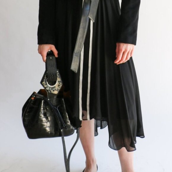 Ganni Crossbody/Bucket Bag "LIKE NEW" - Picture 14 of 16